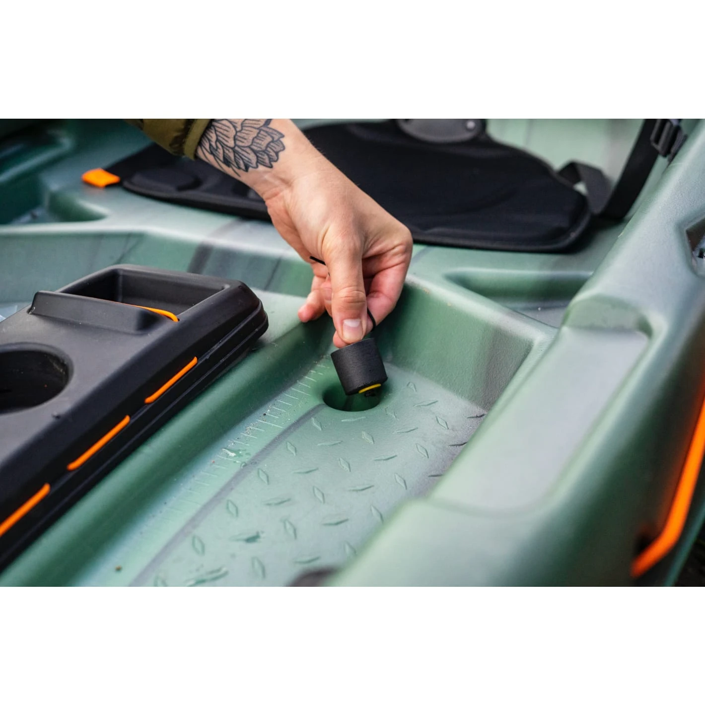 Scupper Plugs For Kayak. Pack Of 4. Small 3 Scupper Plugs For Kayak. Pack Of 4. Small - Image 3